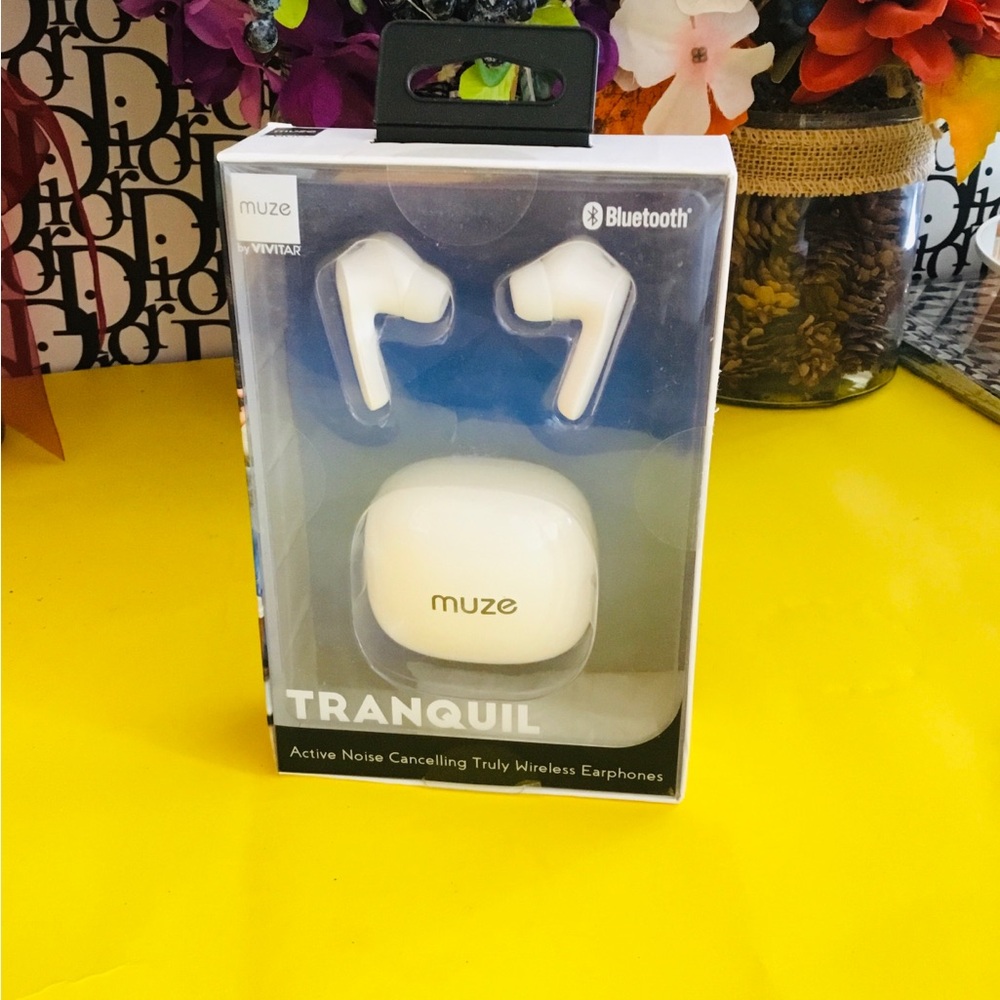 Muze Tranquil Wireless Earphones - White